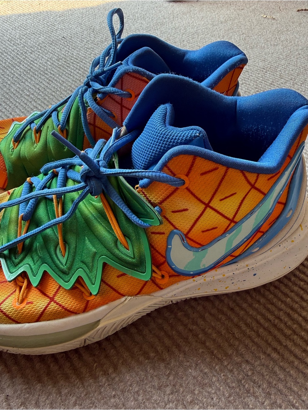 Size 11 - SpongeBob SquarePants x Nike Kyrie 5 Pineapple House Shoes